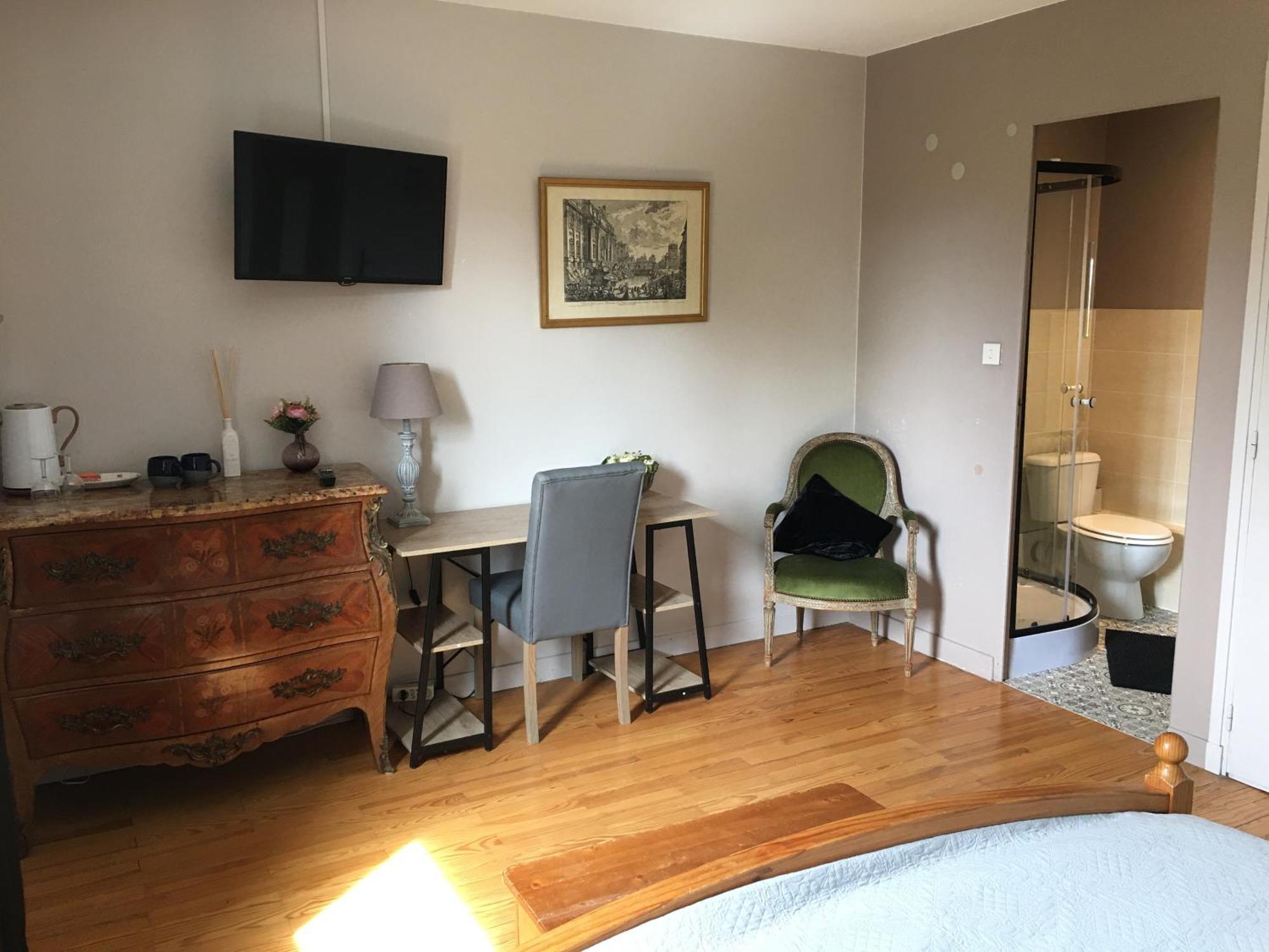 Chez-Sixtine Apartment Albon ภายนอก รูปภาพ