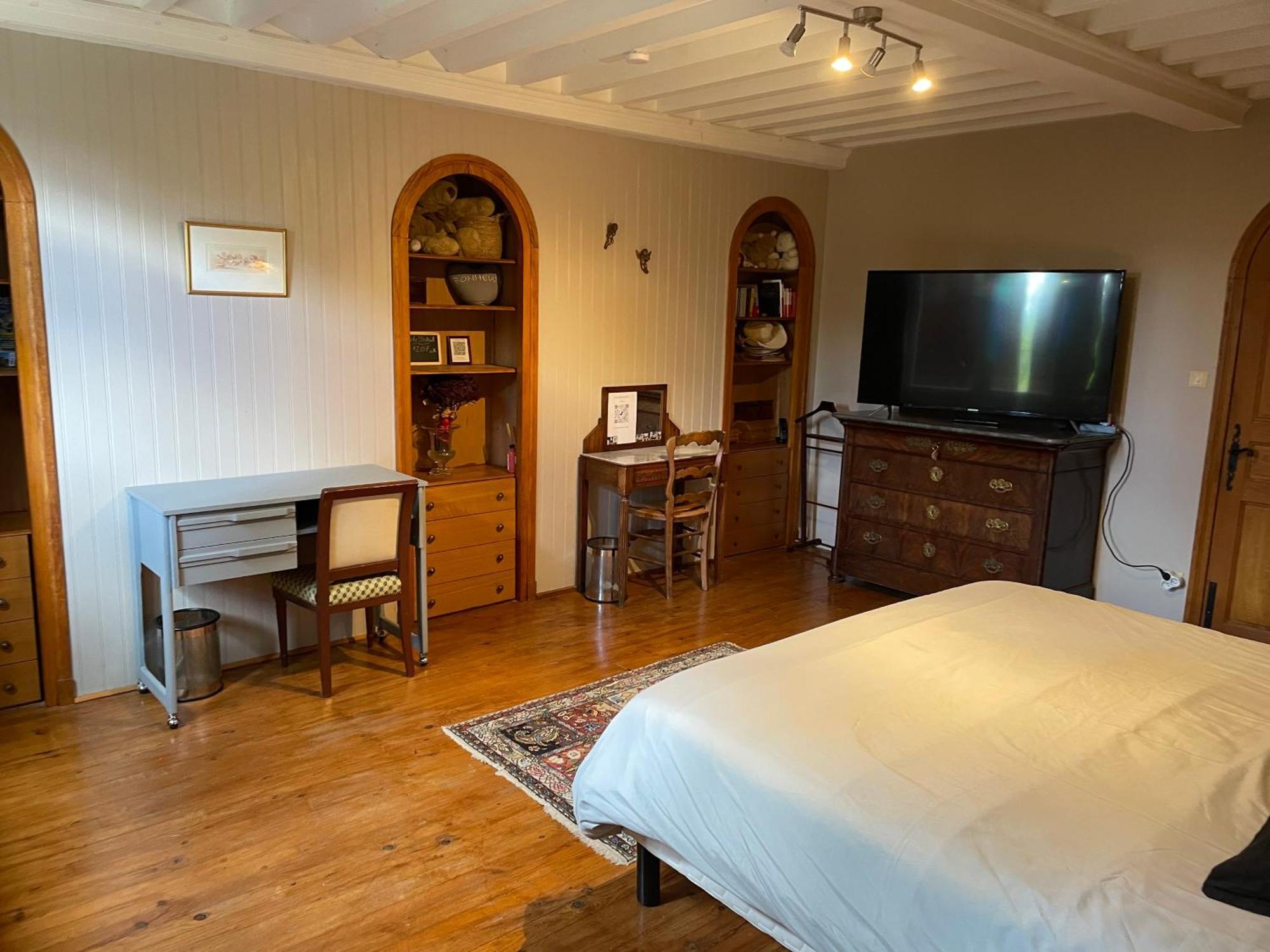 Chez-Sixtine Apartment Albon ภายนอก รูปภาพ